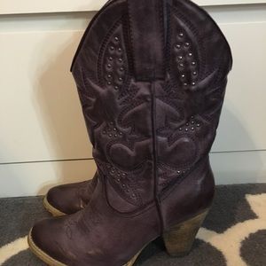 Very Volatile Cowboy/Cowgirl Boots